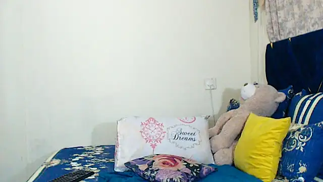 Snapshot of veronica1xxx chatting on 05-18-26, 08:02 veronica1xxx online show from 05-18-26, 08:02