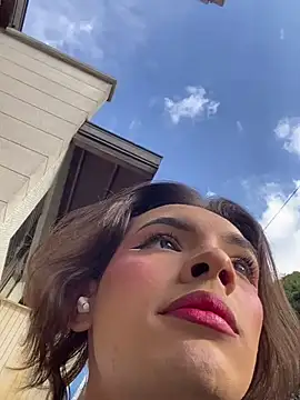 Snapshot of miss_Ari chatting on 12-31-24, 08:56 miss Ari online show from 12-31-24, 08:56