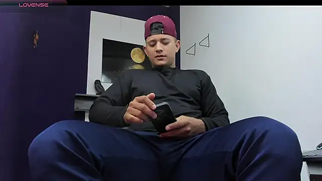 Marcos garcias online show from 03-17-25, 09:33