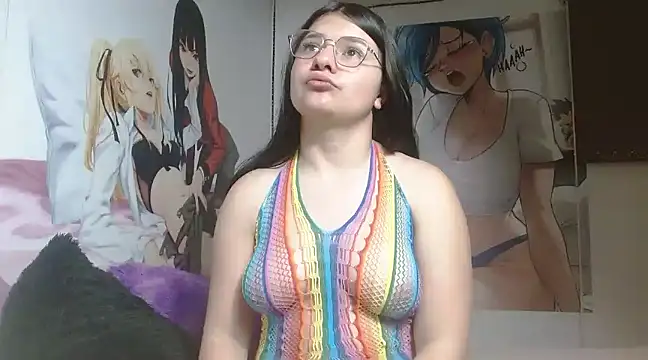 Snapshot of mackenhot303av chatting on 02-25-25, 11:43 mackenhot303av online show from 02-25-25, 11:43