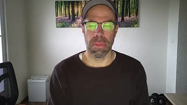 Harry Boldt online show from 10-16-25, 06:54