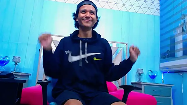 Snapshot of andy_staar chatting on 09-26-25, 11:55 andy staar online show from 09-26-25, 11:55