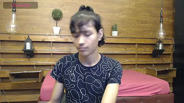 Snapshot of andy_staar chatting on 10-10-25, 11:11 andy staar online show from 10-10-25, 11:11