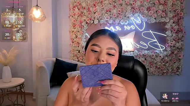 GabriellaLee online show from 10-06-25, 12:12