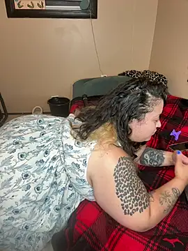 tillymarie34 online show from 07-10-26, 04:12