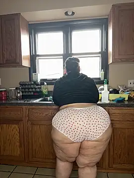 tillymarie34 online show from 11-24-25, 05:57