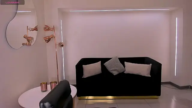 StacyWoods online show from 03-25-26, 11:42