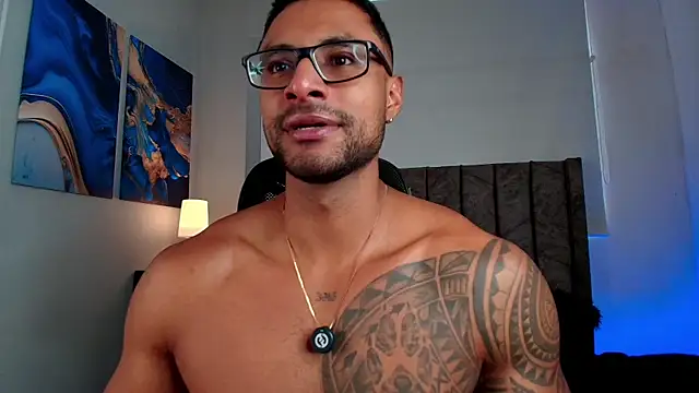 LiamGarcia1 online show from 04-14-26, 03:28