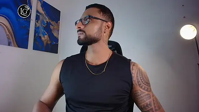 LiamGarcia1 online show from 03-18-26, 02:19