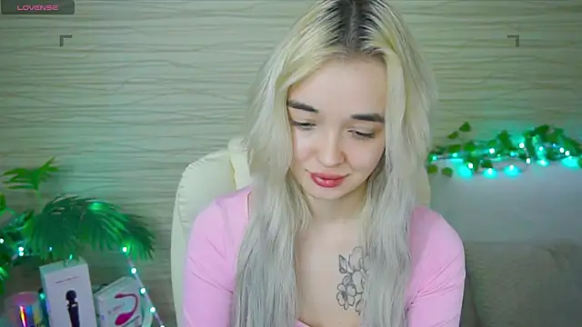 Ashley S online show from 02-26-25, 02:19