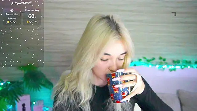 Ashley S online show from 11-05-25, 11:08