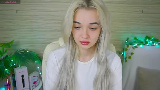 Ashley S online show from 02-17-25, 11:11