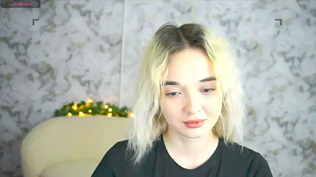 Ashley S online show from 04-17-26, 10:34