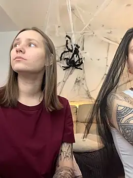 HotCaramellsTV online show from 10-31-25, 07:27