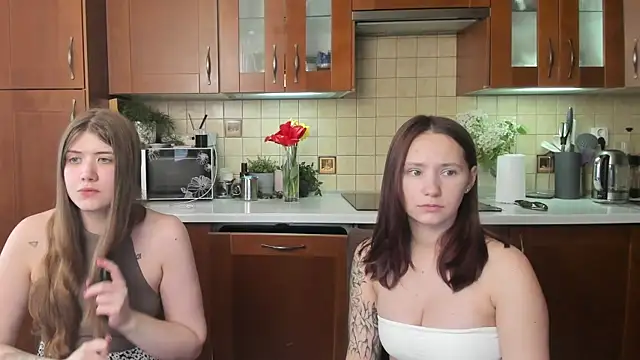 HotCaramellsTV online show from 06-02-26, 11:54