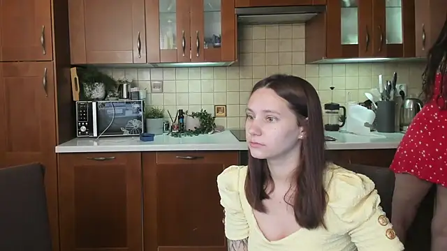 HotCaramellsTV online show from 06-29-26, 08:10