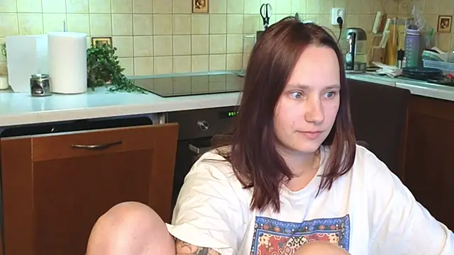 Snapshot of HotCaramellsTV chatting on 03-17-26, 10:35 HotCaramellsTV online show from 03-17-26, 10:35