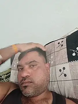Snapshot of pintuS40 chatting on 06-21-26, 07:47 pintuS40 online show from 06-21-26, 07:47