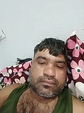 Snapshot of pintuS40 chatting on 07-29-26, 01:49 pintuS40 online show from 07-29-26, 01:49