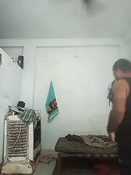 pintuS40 online show from 11-06-25, 03:10