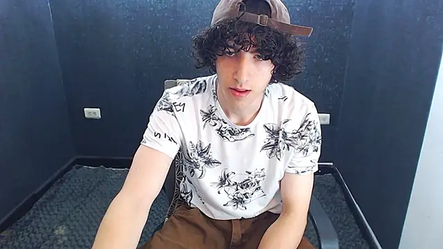 Kerverr  online show from 11-15-25, 02:32