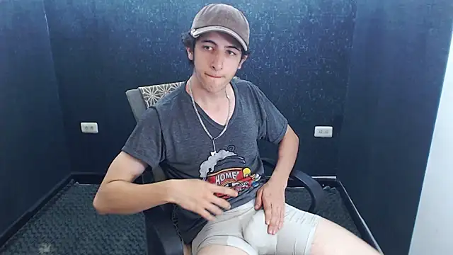 Kerverr  online show from 11-19-25, 07:03