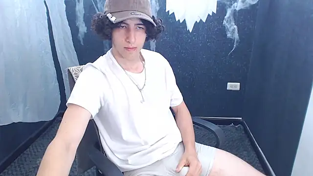 Kerverr  online show from 11-01-25, 04:45