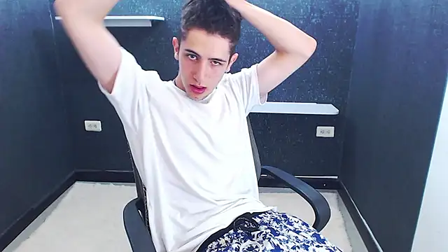 Kerverr  online show from 01-13-26, 07:29