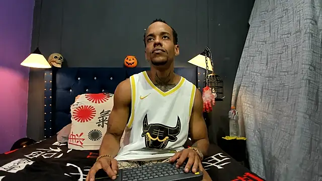 Salomon koude online show from 10-24-25, 07:13