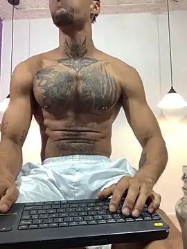 Salomon koude online show from 03-27-26, 04:08