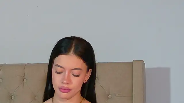 GeorginaHills online show from 04-02-26, 09:43