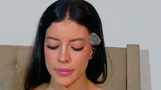 GeorginaHills online show from 06-26-26, 11:10