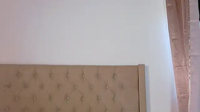 GeorginaHills online show from 01-18-26, 08:23