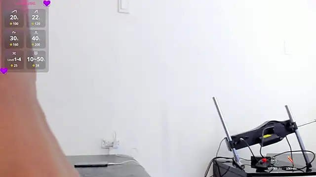 ElisabethMassey online show from 10-16-25, 01:30