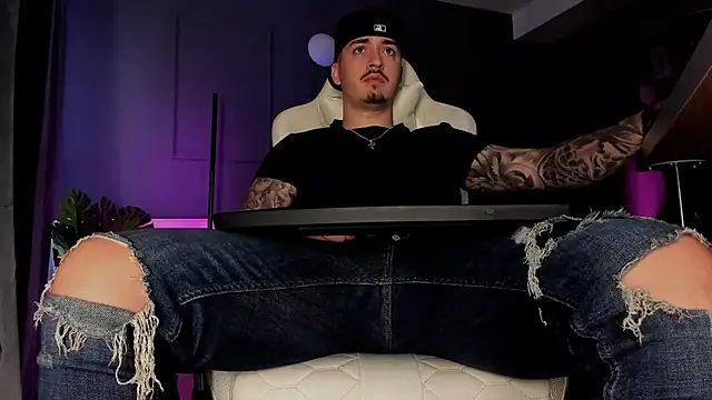 uptomatty online show from 06-10-26, 08:59