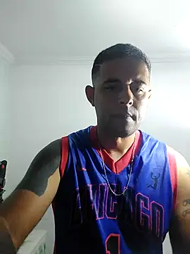 Snapshot of Marola91 chatting on 09-25-25, 07:31 Marola91 online show from 09-25-25, 07:31