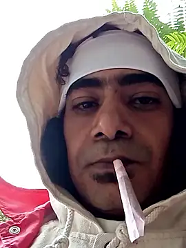 Snapshot of Dodge777 chatting on 10-14-25, 07:42 Dodge777 online show from 10-14-25, 07:42