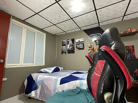 marcel crawford96 online show from 04-10-26, 02:46