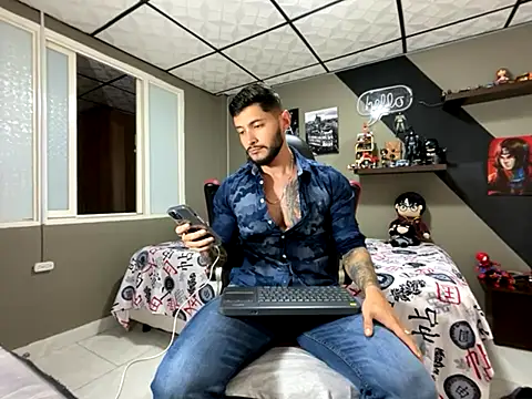 marcel crawford96 online show from 09-30-25, 04:57