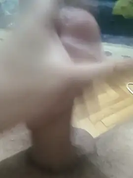 Snapshot of Konstantin21cm chatting on 09-15-25, 03:29 Konstantin21cm online show from 09-15-25, 03:29