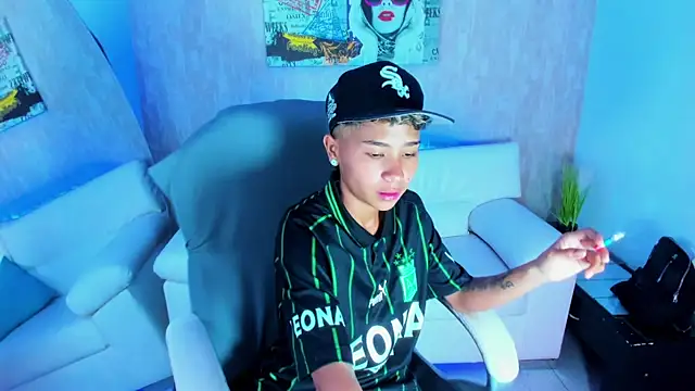 nova sex01 online show from 11-12-25, 04:27