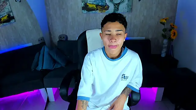 nova sex01 online show from 04-15-26, 07:40