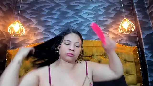 Snapshot of NahomiFireSex chatting on 05-04-26, 01:47 NahomiFireSex online show from 05-04-26, 01:47