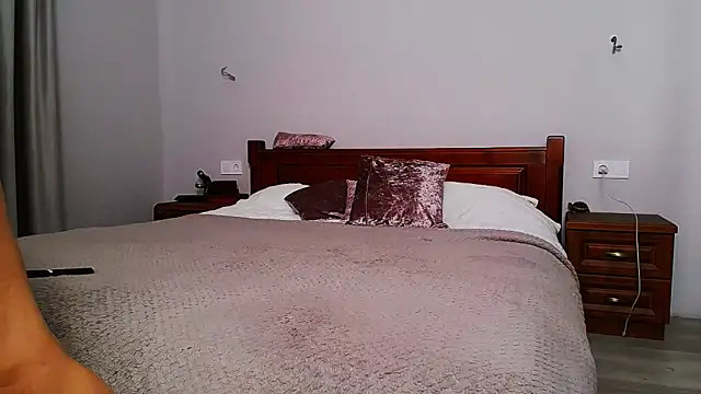 BLUEBLUE SKY online show from 09-30-25, 12:22