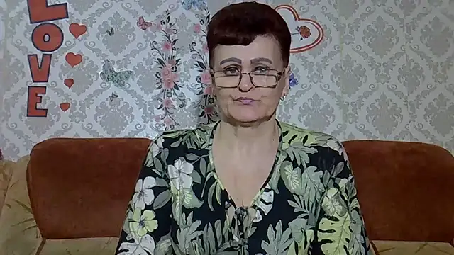 Snapshot of PaulaGolden chatting on 06-12-26, 02:59 PaulaGolden online show from 06-12-26, 02:59