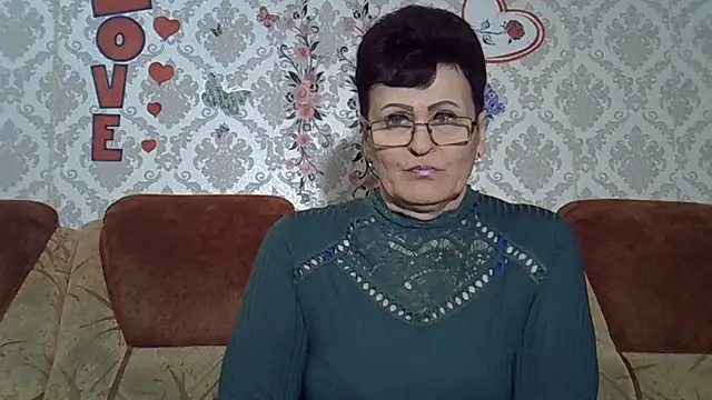 PaulaGolden online show from 02-10-26, 05:45