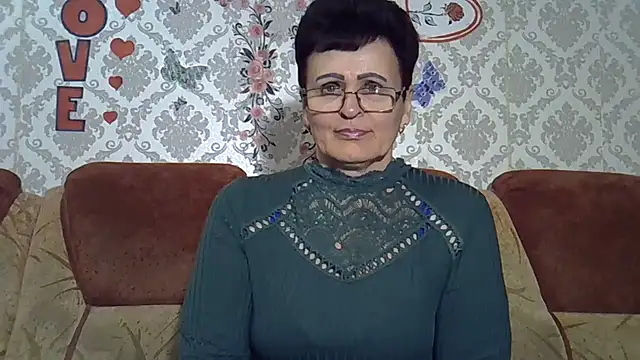 Snapshot of PaulaGolden chatting on 04-30-26, 06:59 PaulaGolden online show from 04-30-26, 06:59