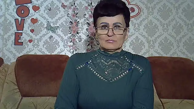 Snapshot of PaulaGolden chatting on 05-10-26, 07:49 PaulaGolden online show from 05-10-26, 07:49
