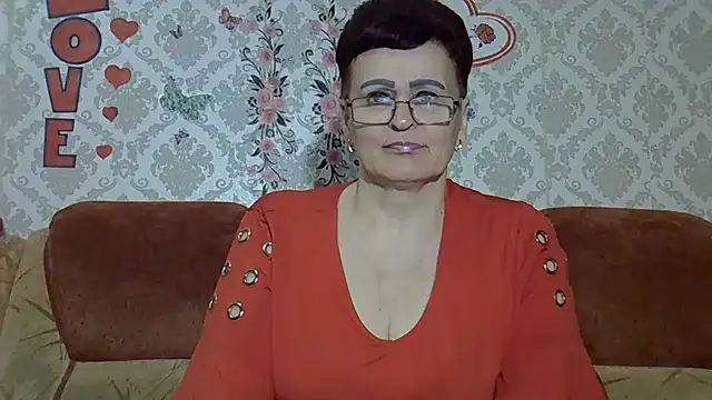 Snapshot of PaulaGolden chatting on 06-04-26, 06:56 PaulaGolden online show from 06-04-26, 06:56
