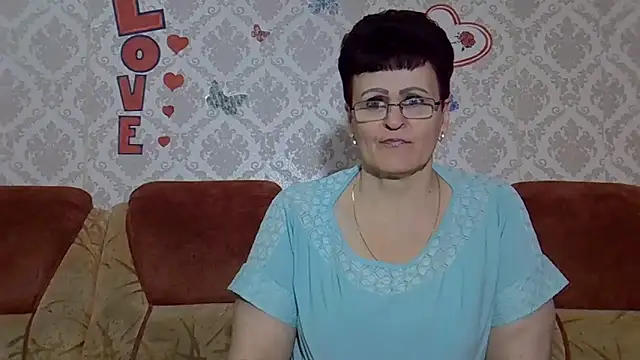 PaulaGolden online show from 10-04-25, 09:11